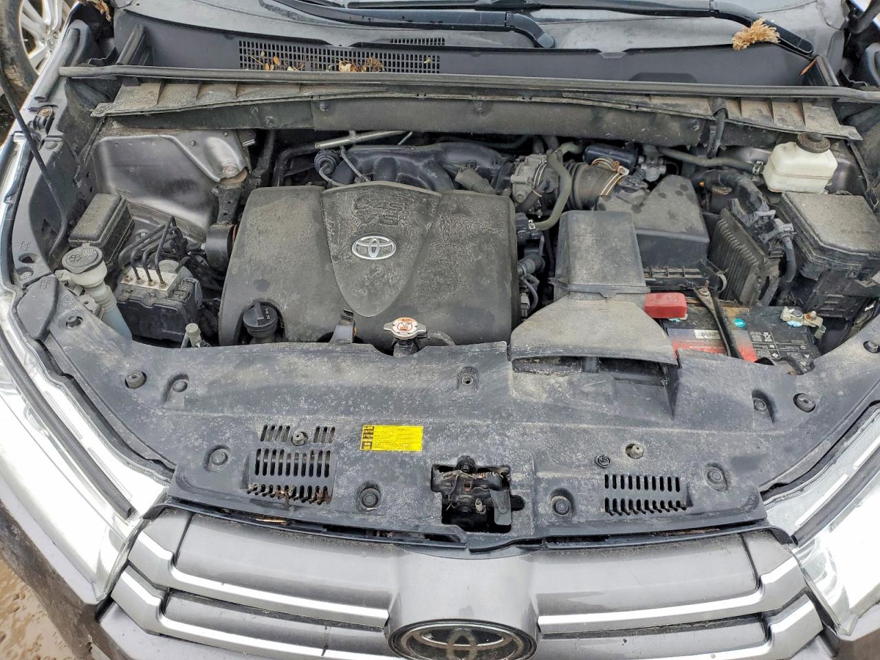 2019 TOYOTA HIGHLANDER LE photo 23