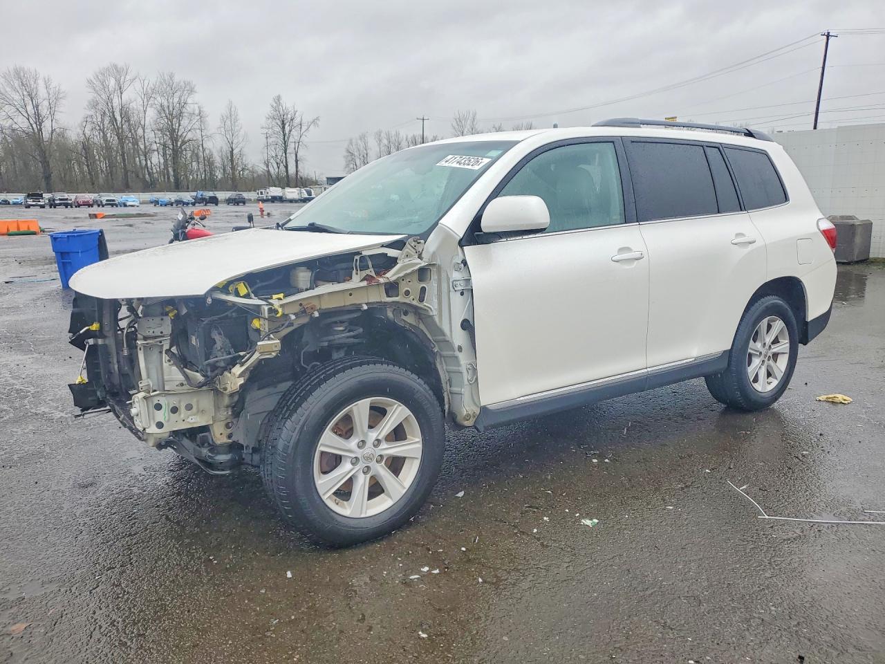 2013 TOYOTA HIGHLANDER