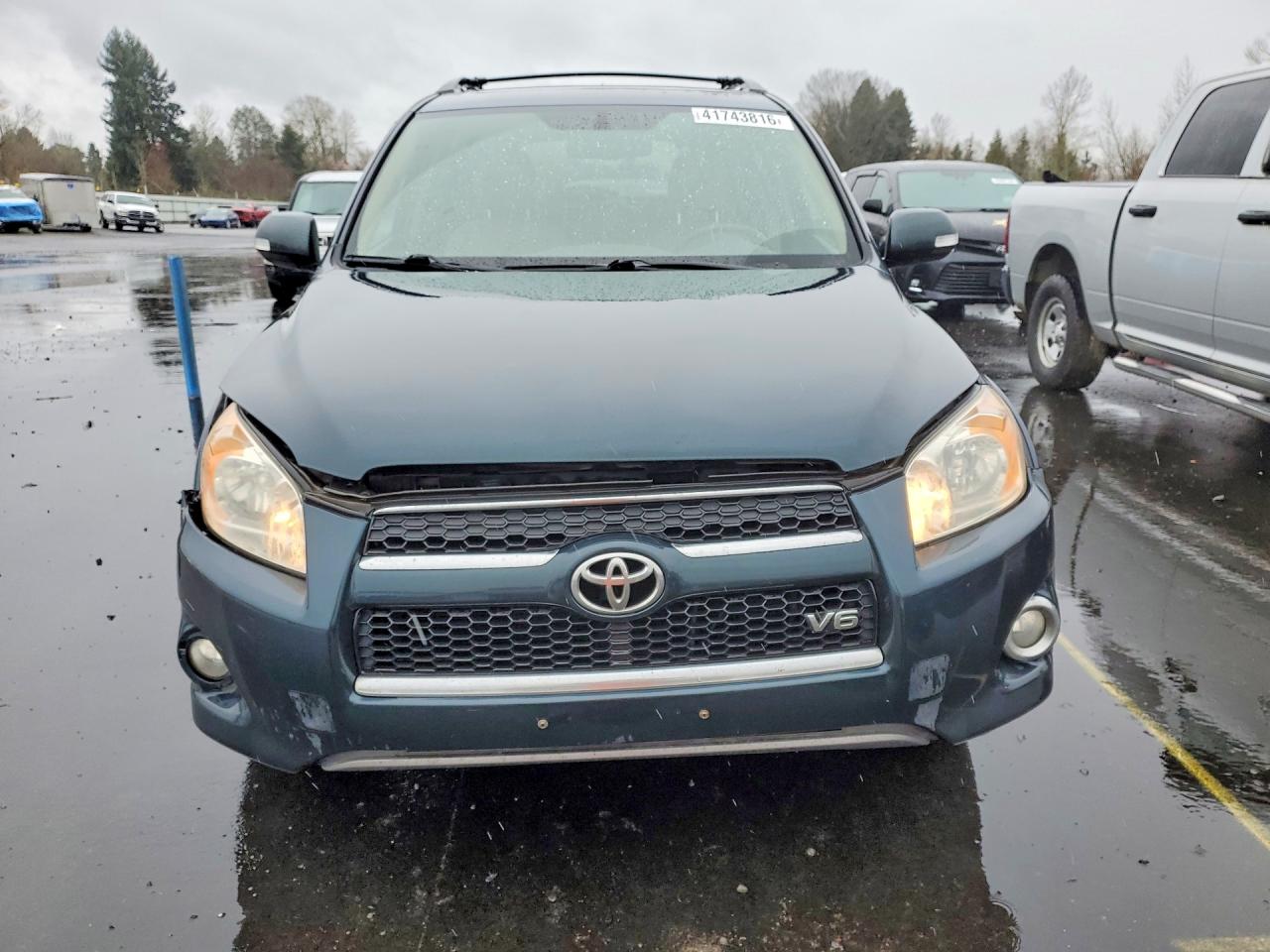 2010 TOYOTA RAV4 LIMITED photo 5