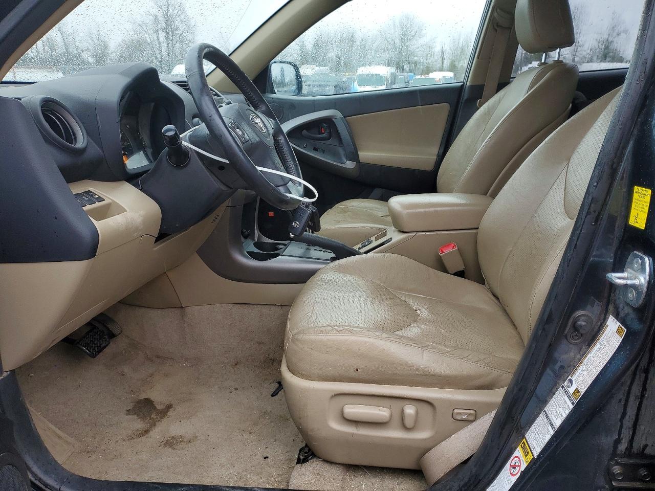 2010 TOYOTA RAV4 LIMITED photo 7