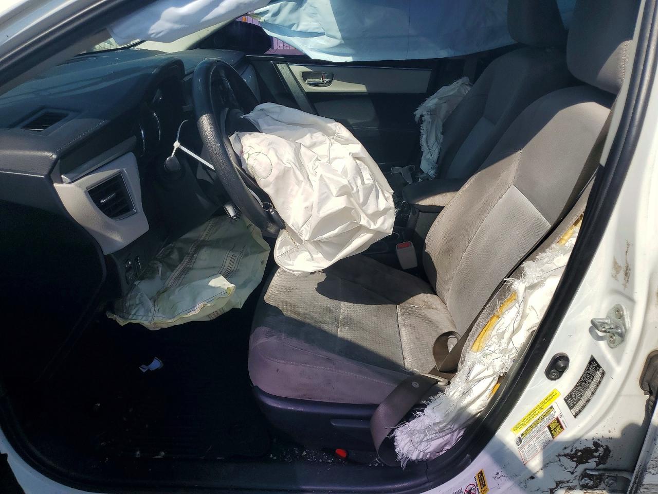 2016 TOYOTA COROLLA LE photo 7