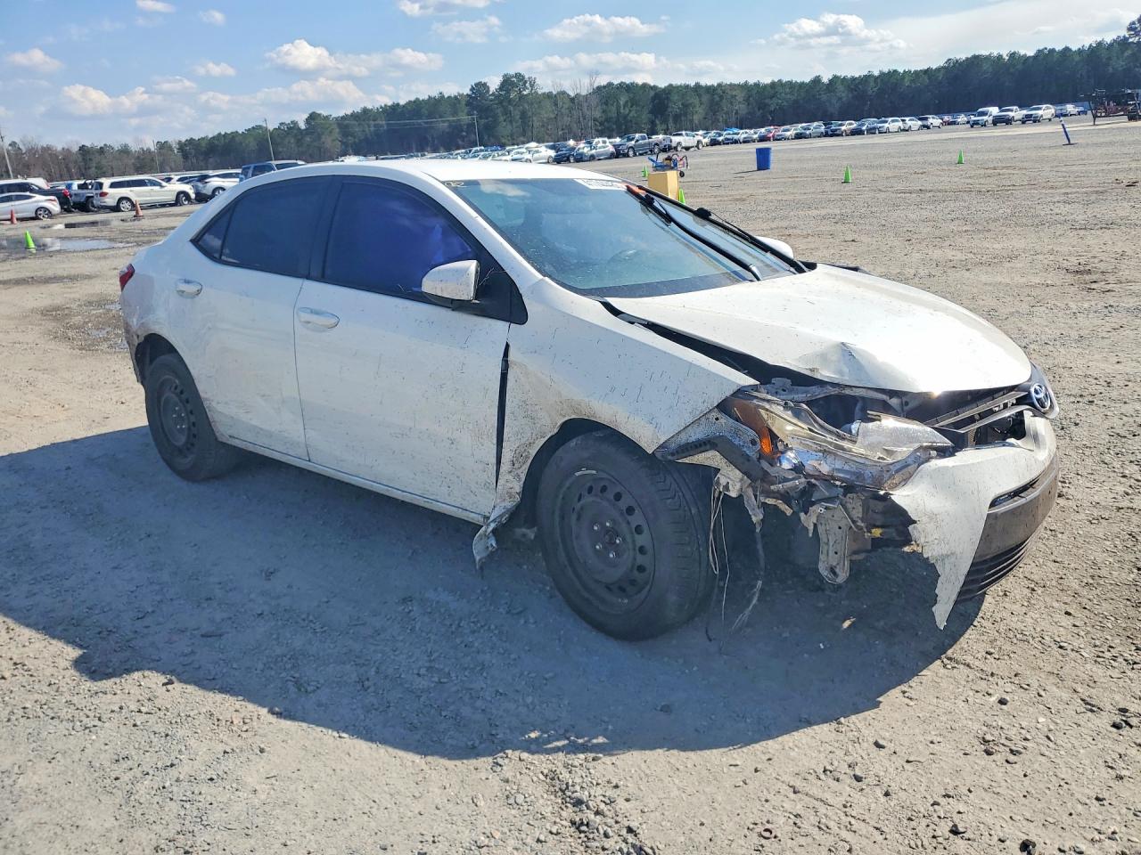 2016 TOYOTA COROLLA LE photo 4