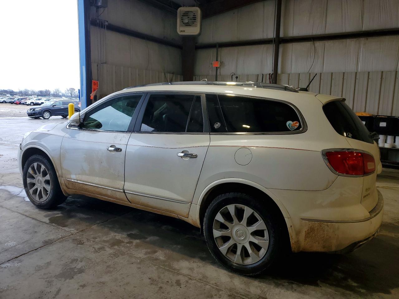 2016 BUICK ENCLAVE photo 4
