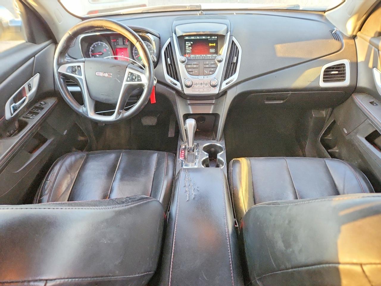 2012 GMC TERRAIN SLT photo 8