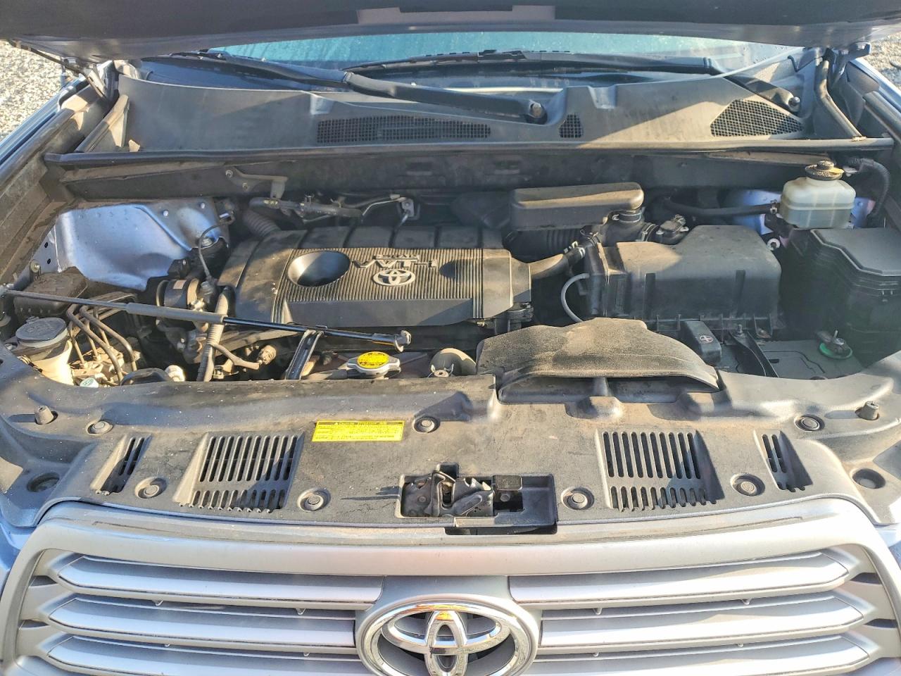 2009 TOYOTA HIGHLANDER BASE photo 21