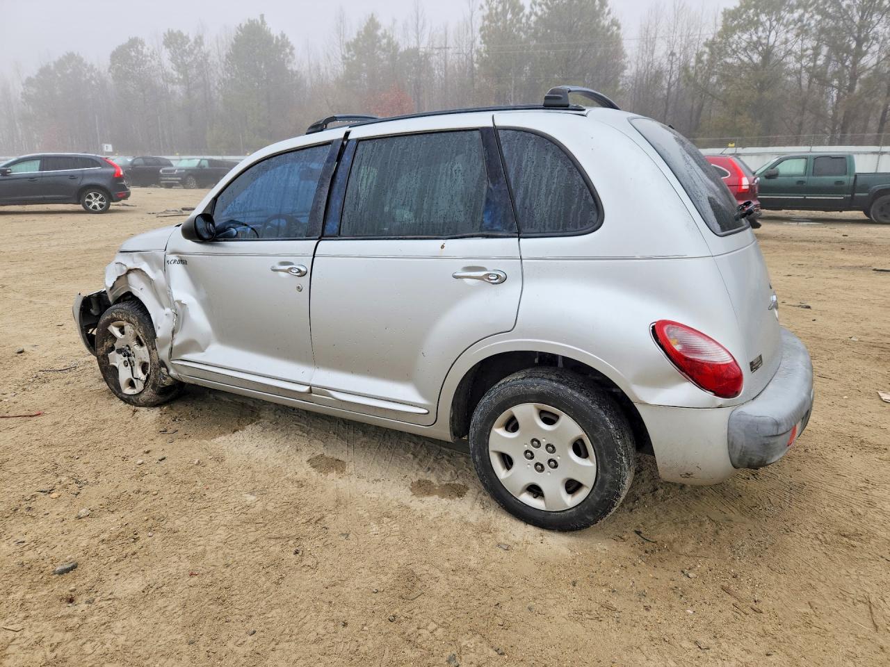 2003 CHRYSLER PT CRUISER CLASSIC photo 2