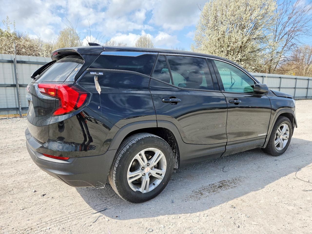 2020 GMC TERRAIN SLE photo 5
