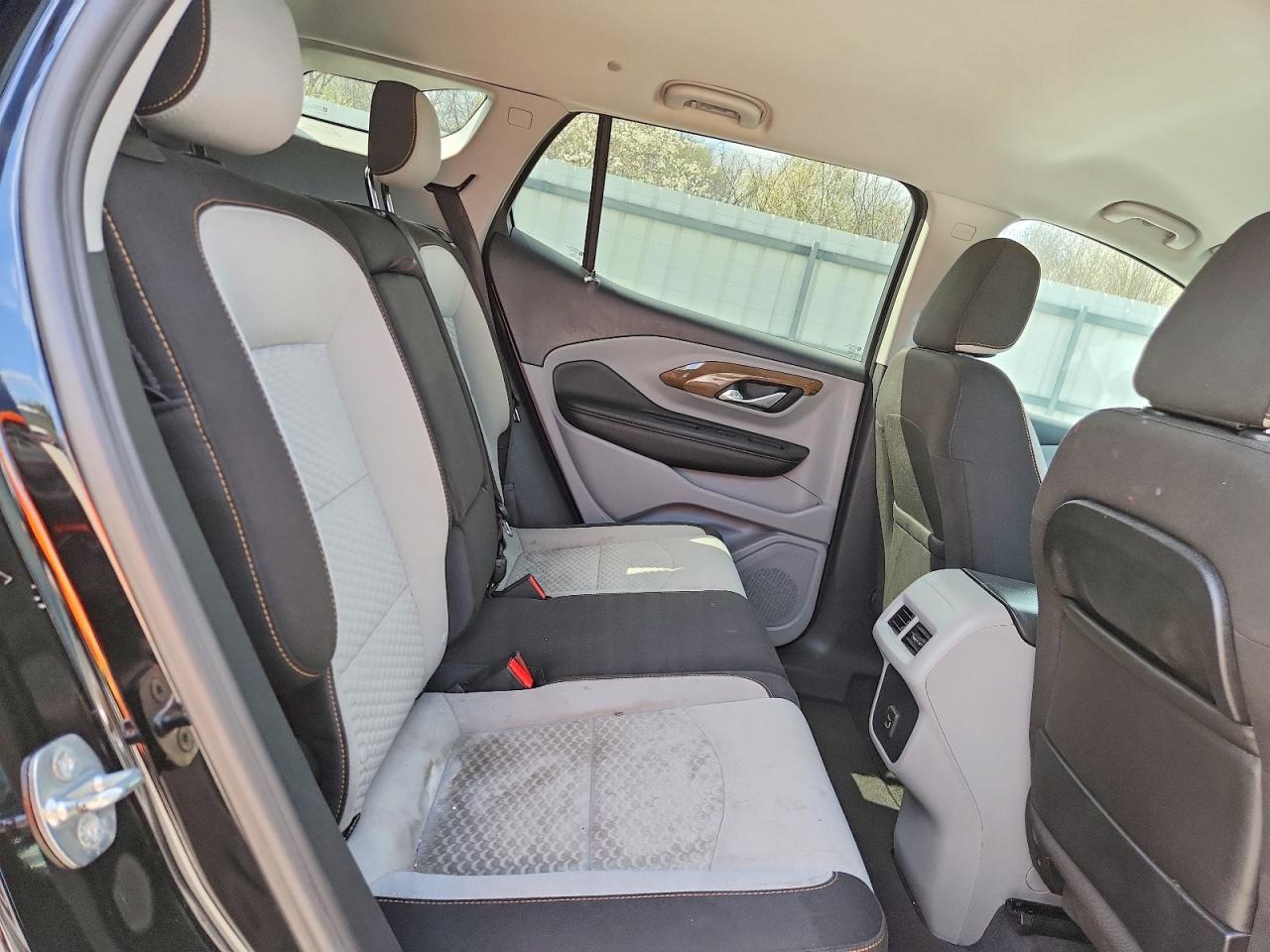 2020 GMC TERRAIN SLE photo 21