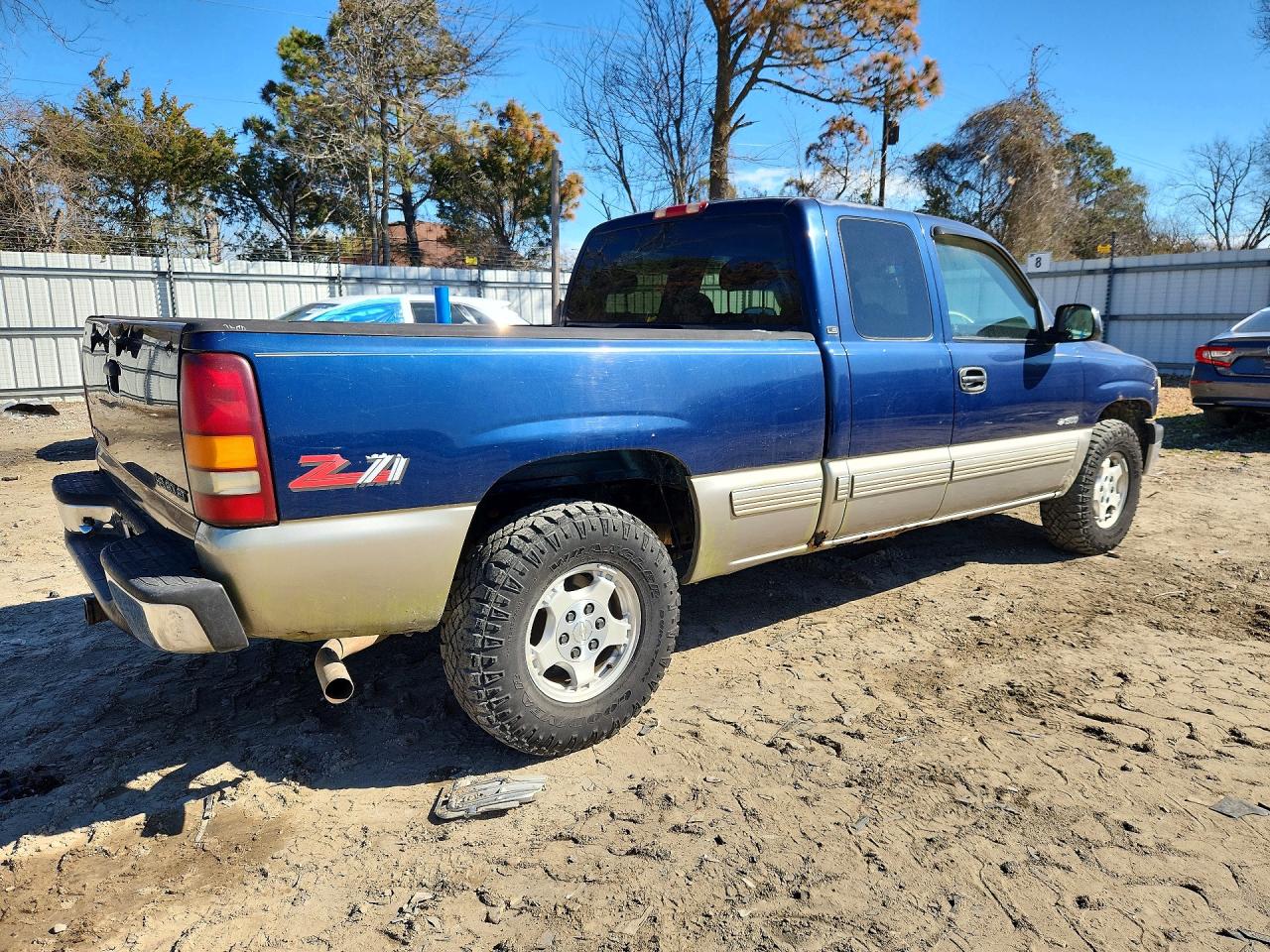 2000 CHEVROLET SILVERADO K1500 photo 3