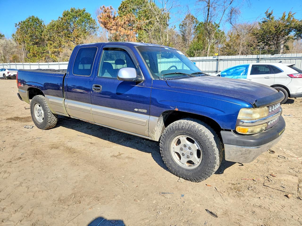 2000 CHEVROLET SILVERADO K1500 photo 4