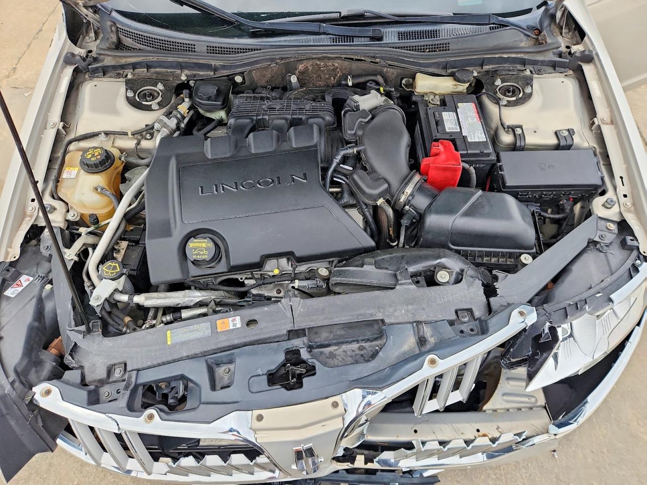 2010 LINCOLN MKZ photo 11