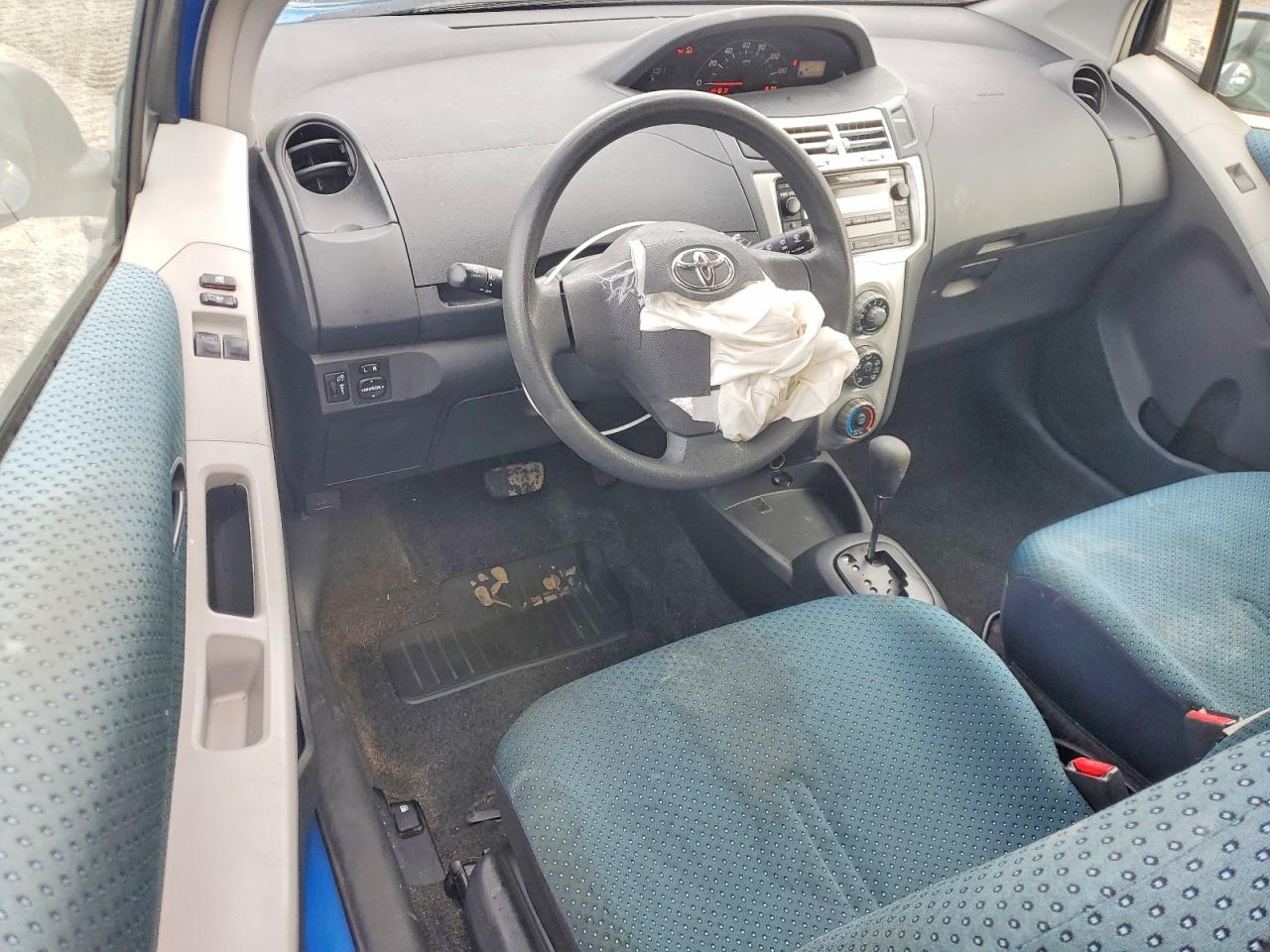 2007 TOYOTA YARIS BASE photo 29