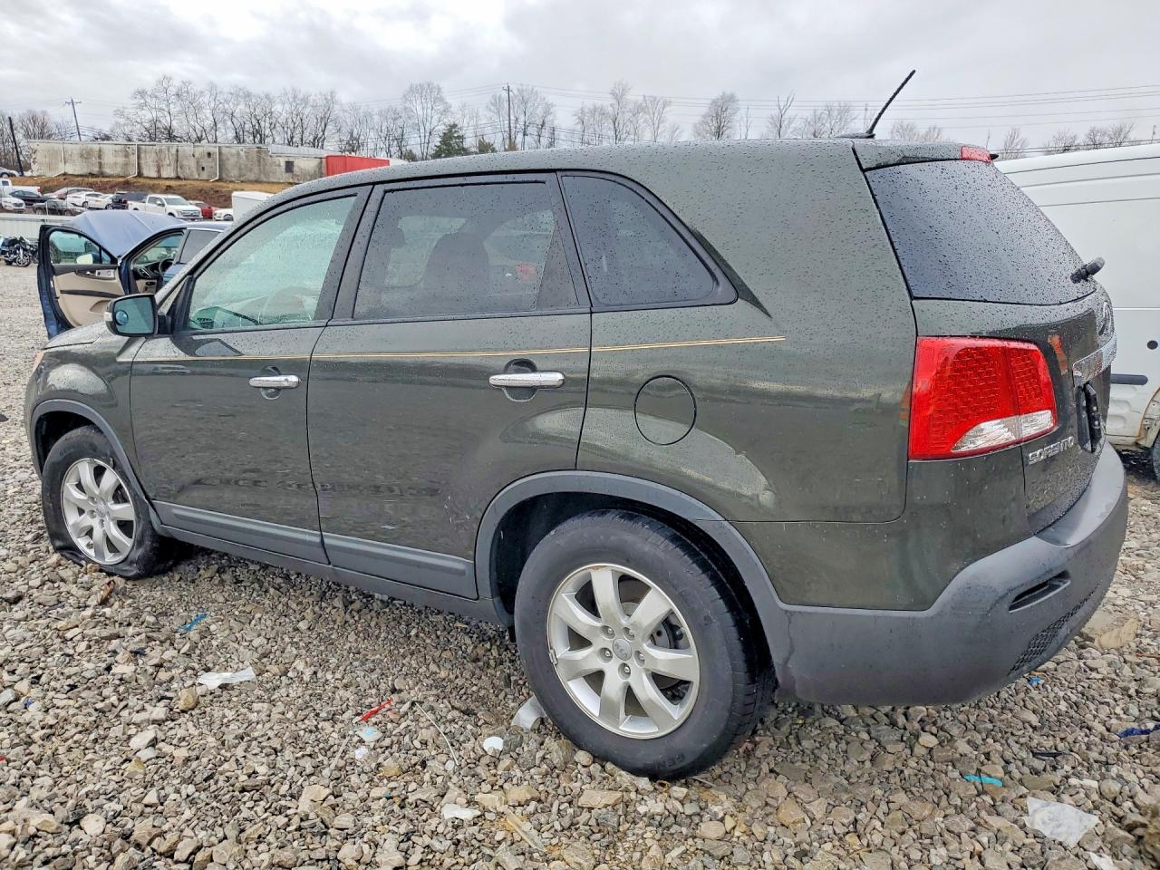 2012 KIA SORENTO LX photo 4
