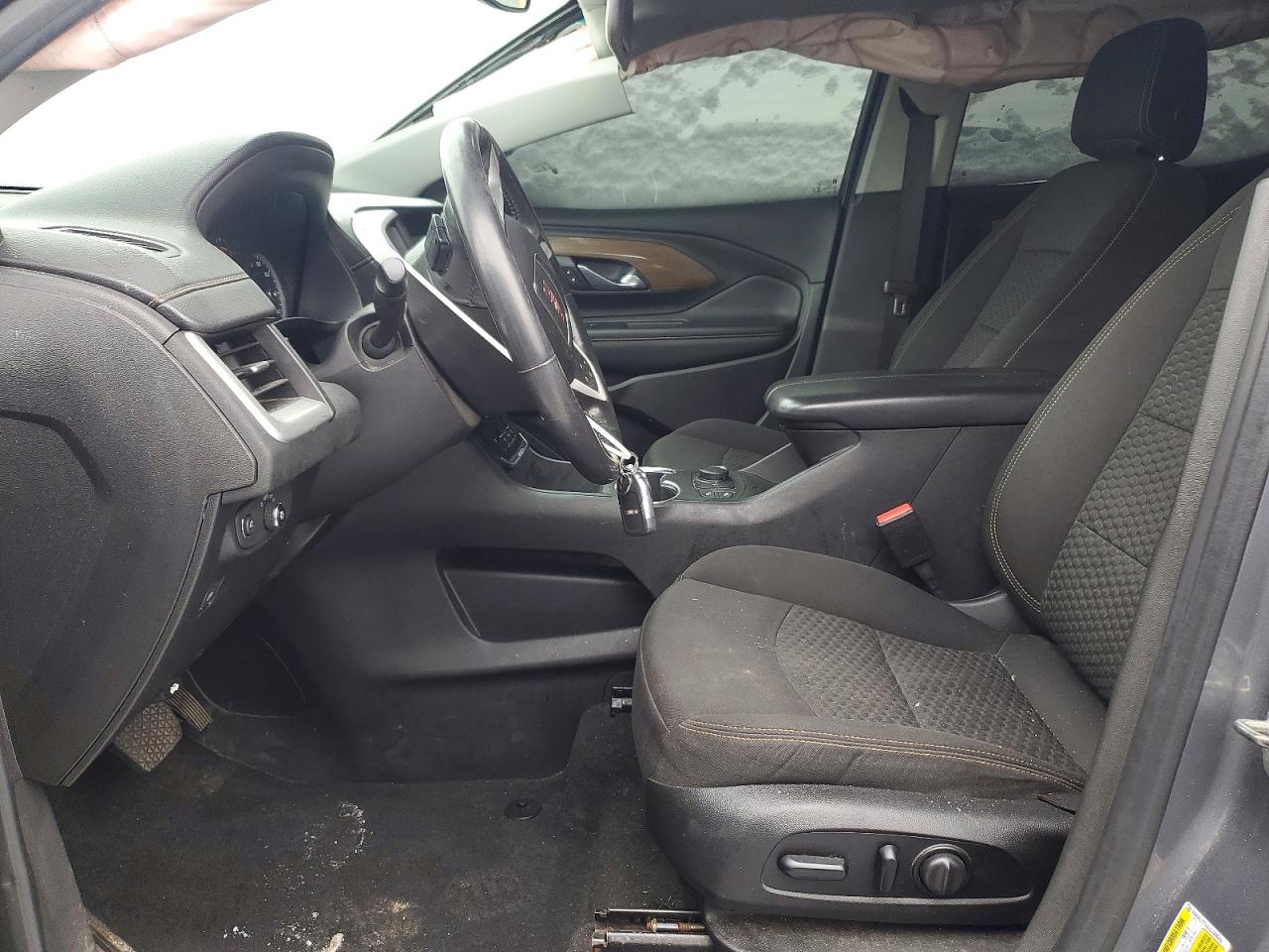2018 GMC TERRAIN SLE photo 7