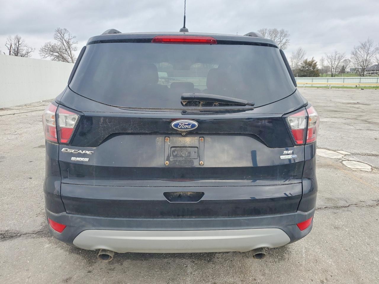 2018 FORD ESCAPE SE photo 6