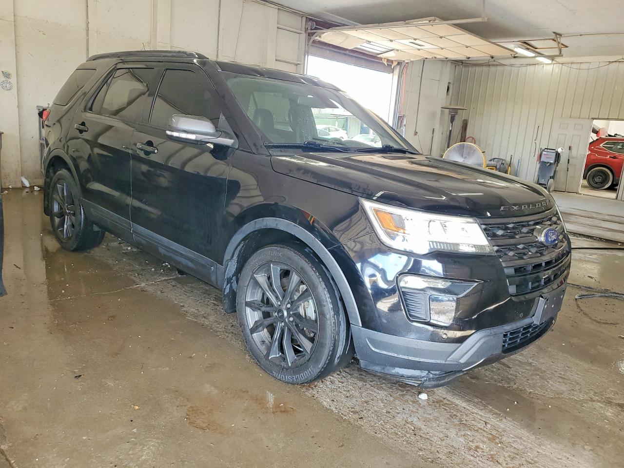2018 FORD EXPLORER XLT photo 7