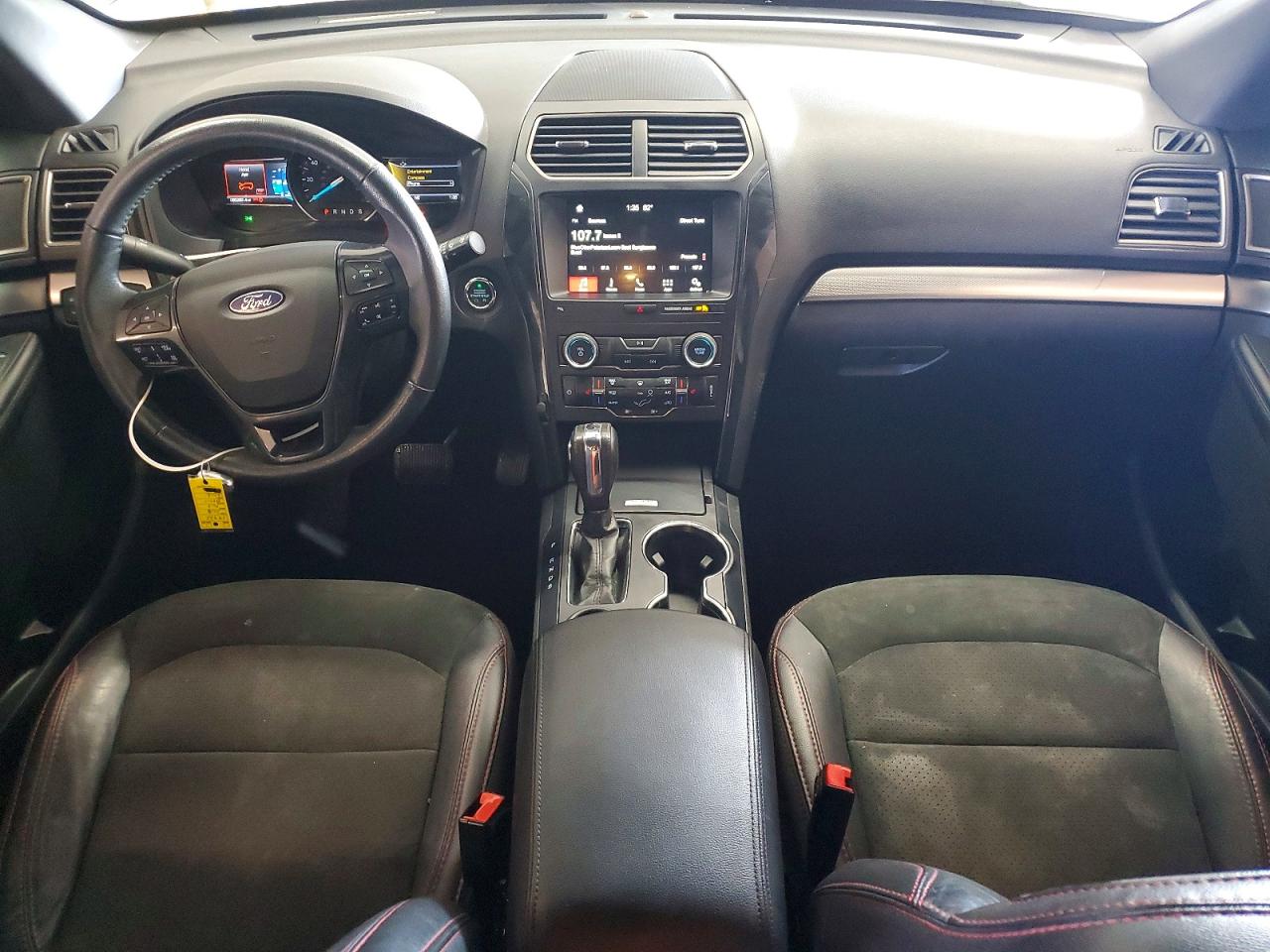 2018 FORD EXPLORER XLT photo 15