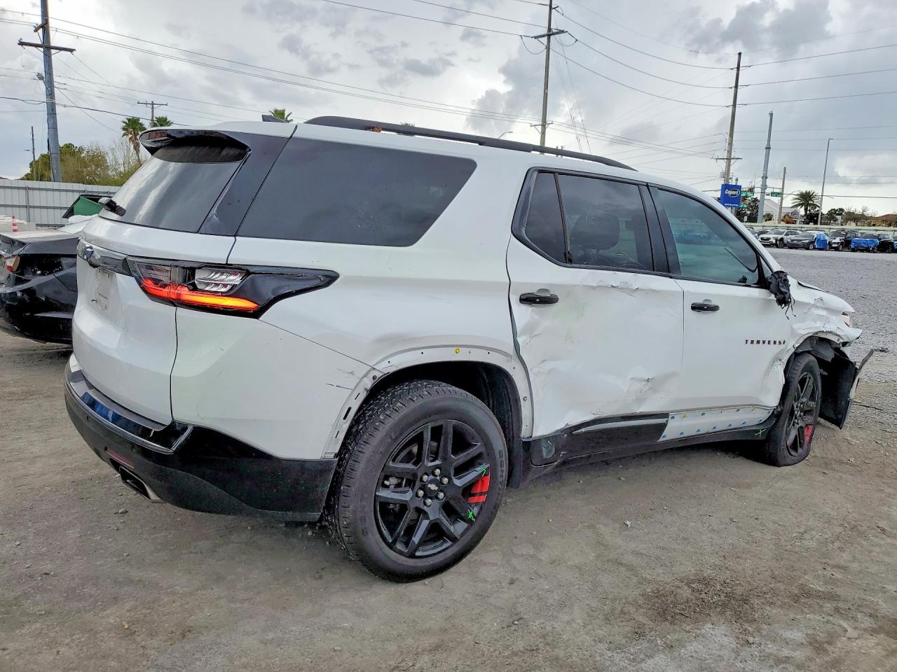 2019 CHEVROLET TRAVERSE PREMIER photo 5
