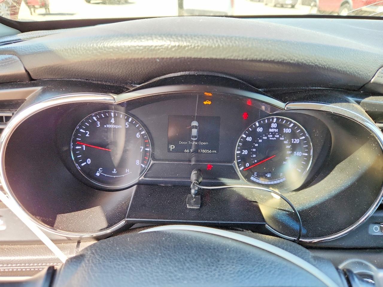 2013 KIA OPTIMA photo 9