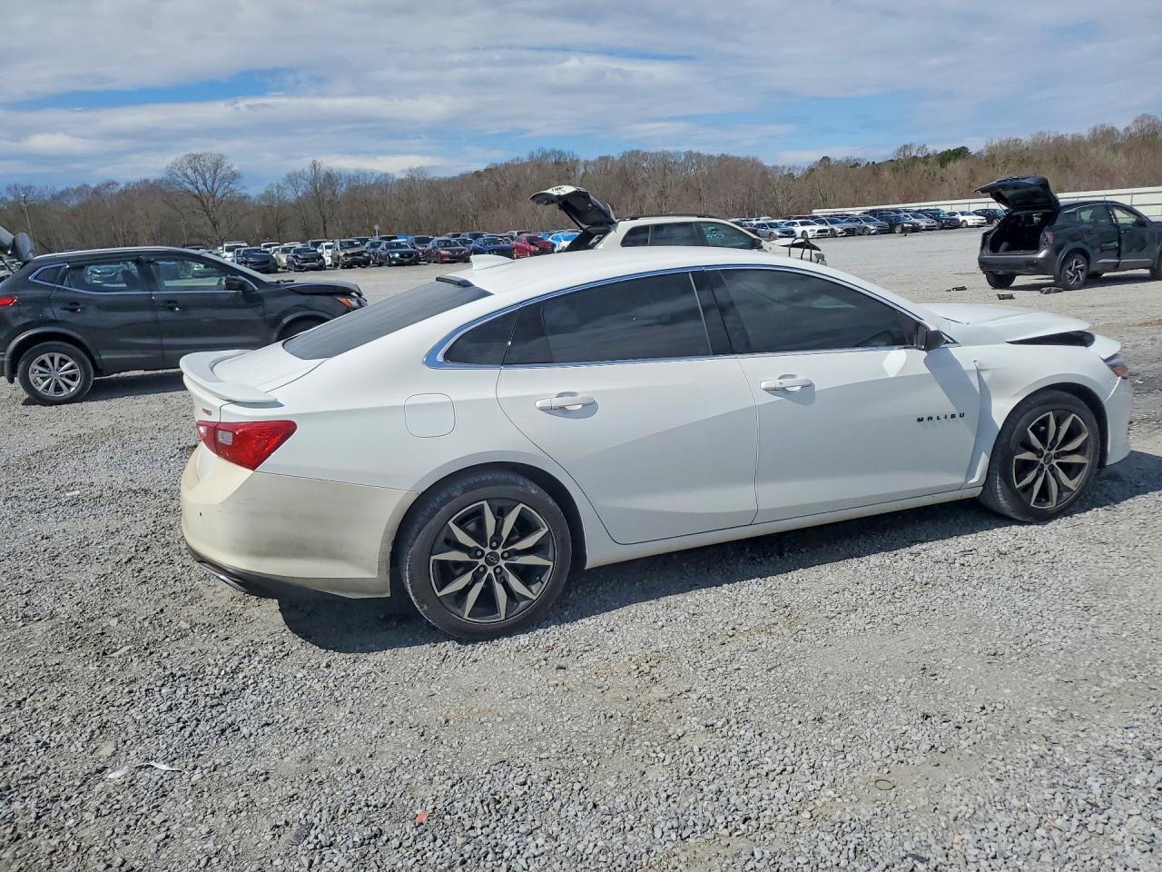 2022 CHEVROLET MALIBU RS photo 5