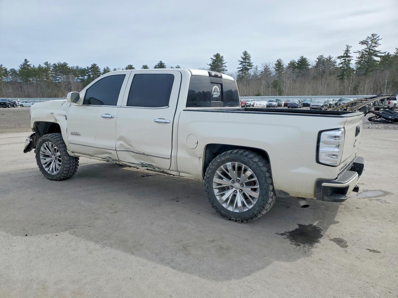2015 CHEVROLET SILVERADO K1500 HIGH COUNTRY photo 2