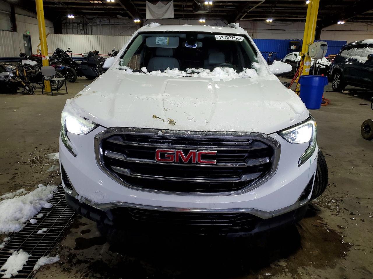 2020 GMC TERRAIN SLT photo 5