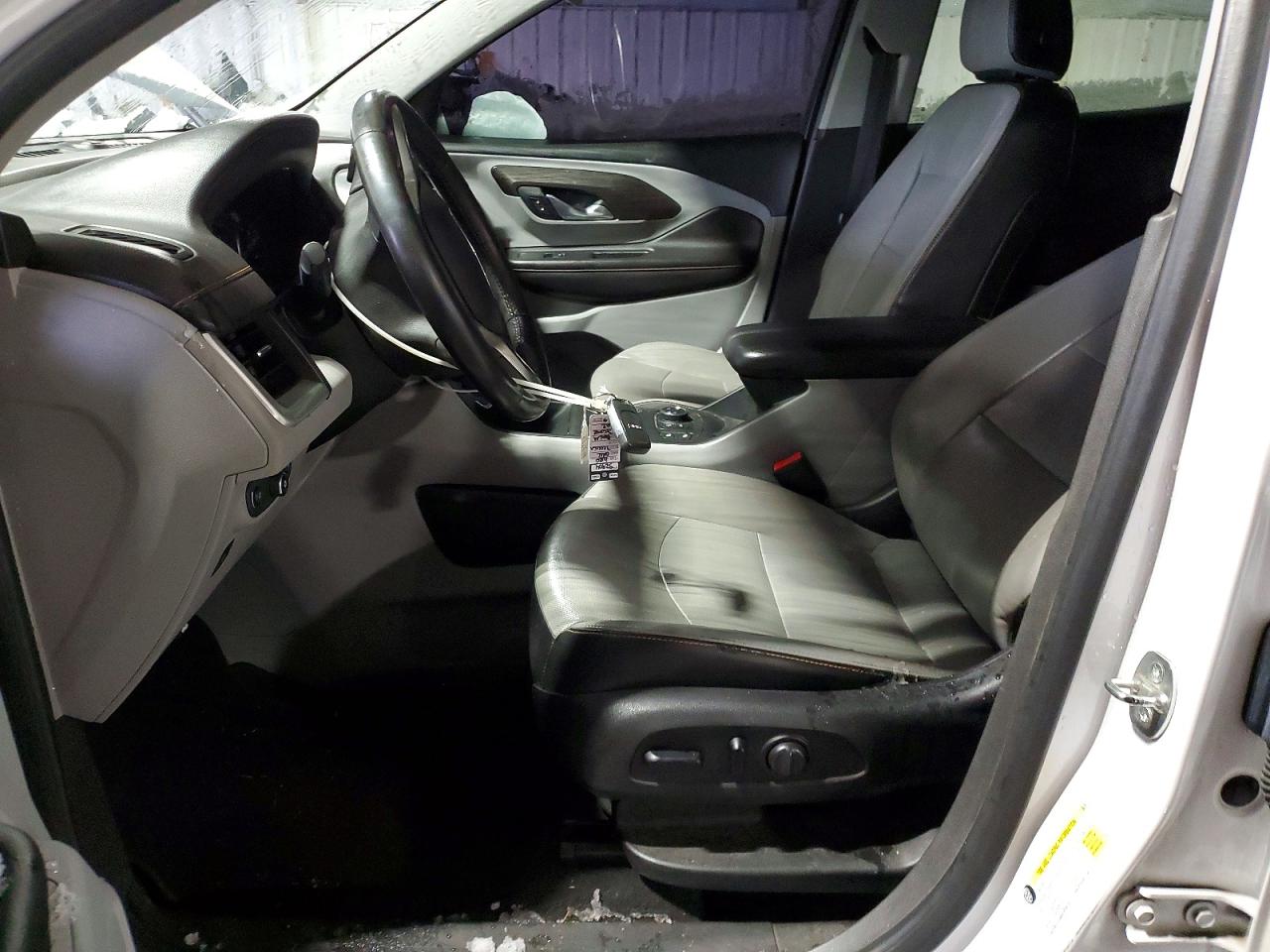 2020 GMC TERRAIN SLT photo 7
