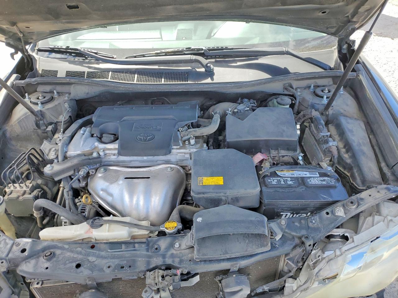 2014 TOYOTA CAMRY LE photo 11