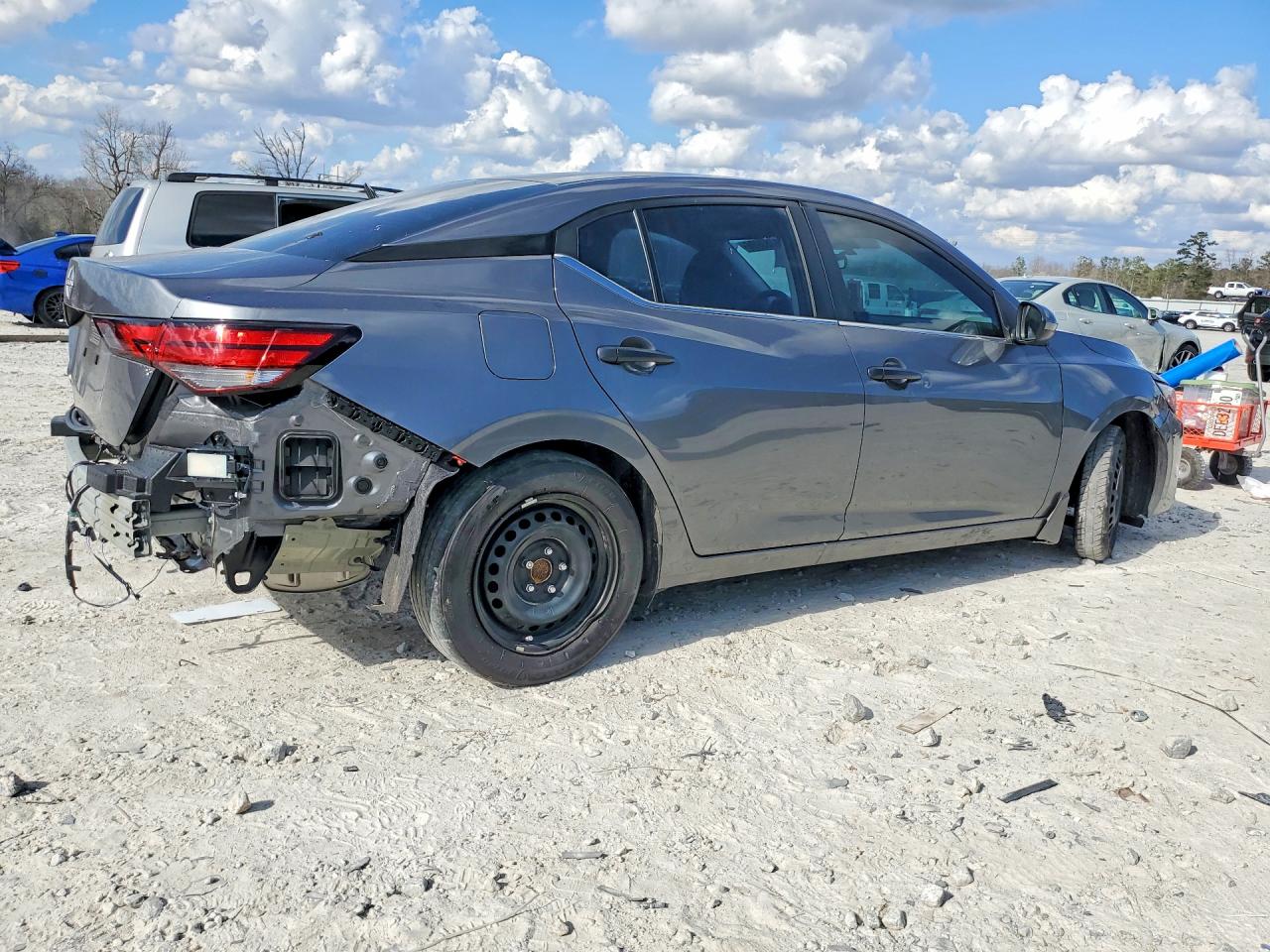 2025 NISSAN SENTRA S photo 3