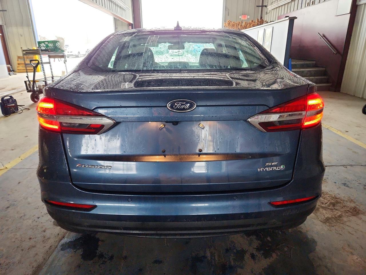 2019 FORD FUSION SE photo 6
