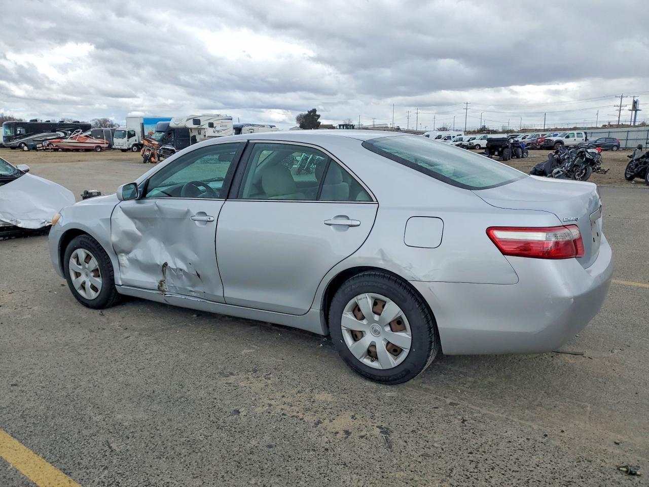 2007 TOYOTA CAMRY photo 2