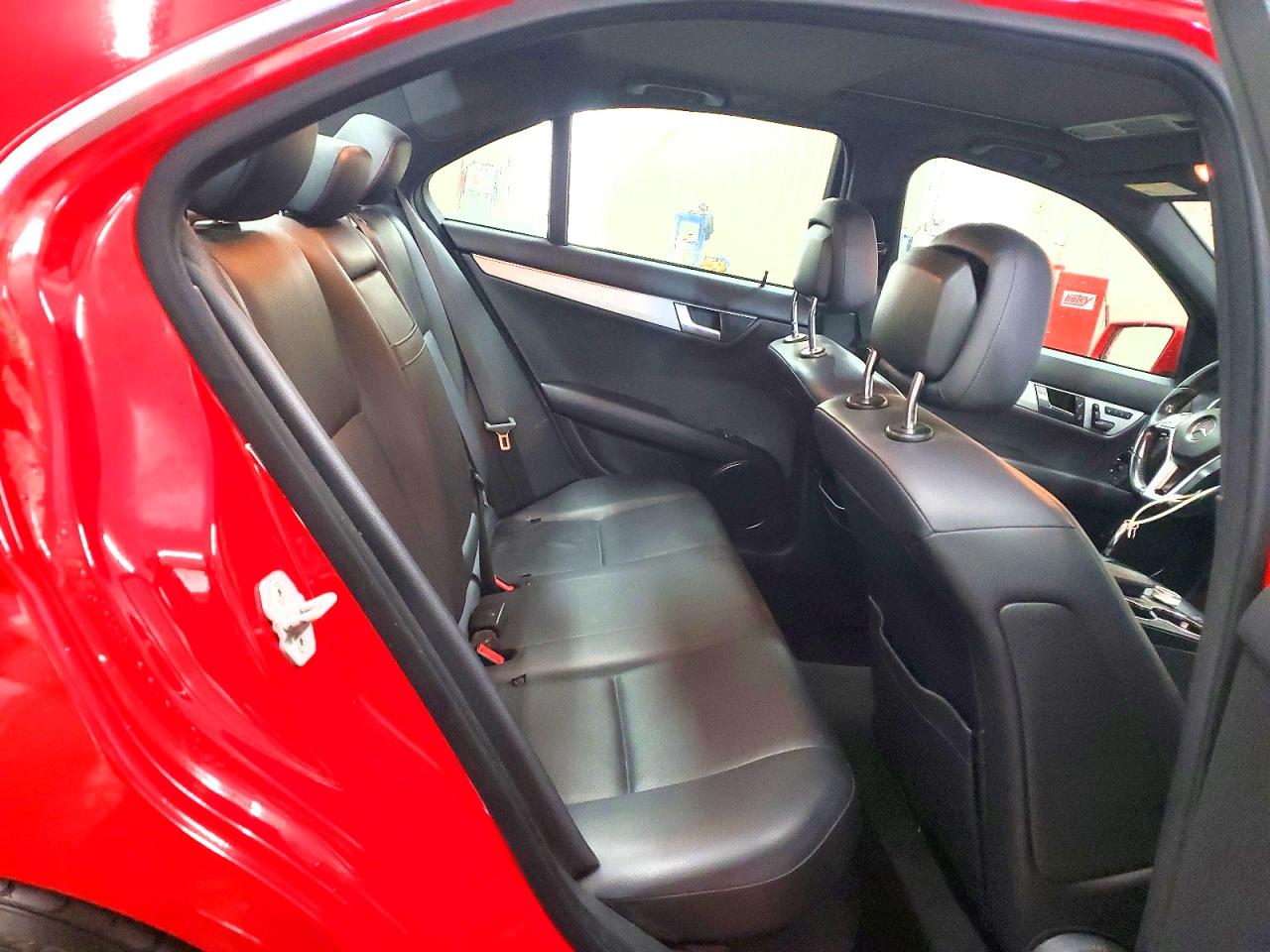 2013 MERCEDES-BENZ C 250 photo 10