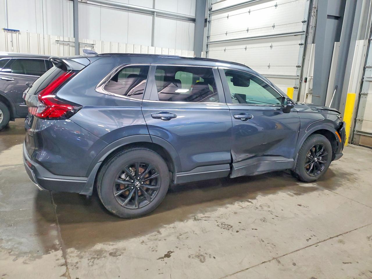 2025 HONDA CR-V SPORT-L photo 3