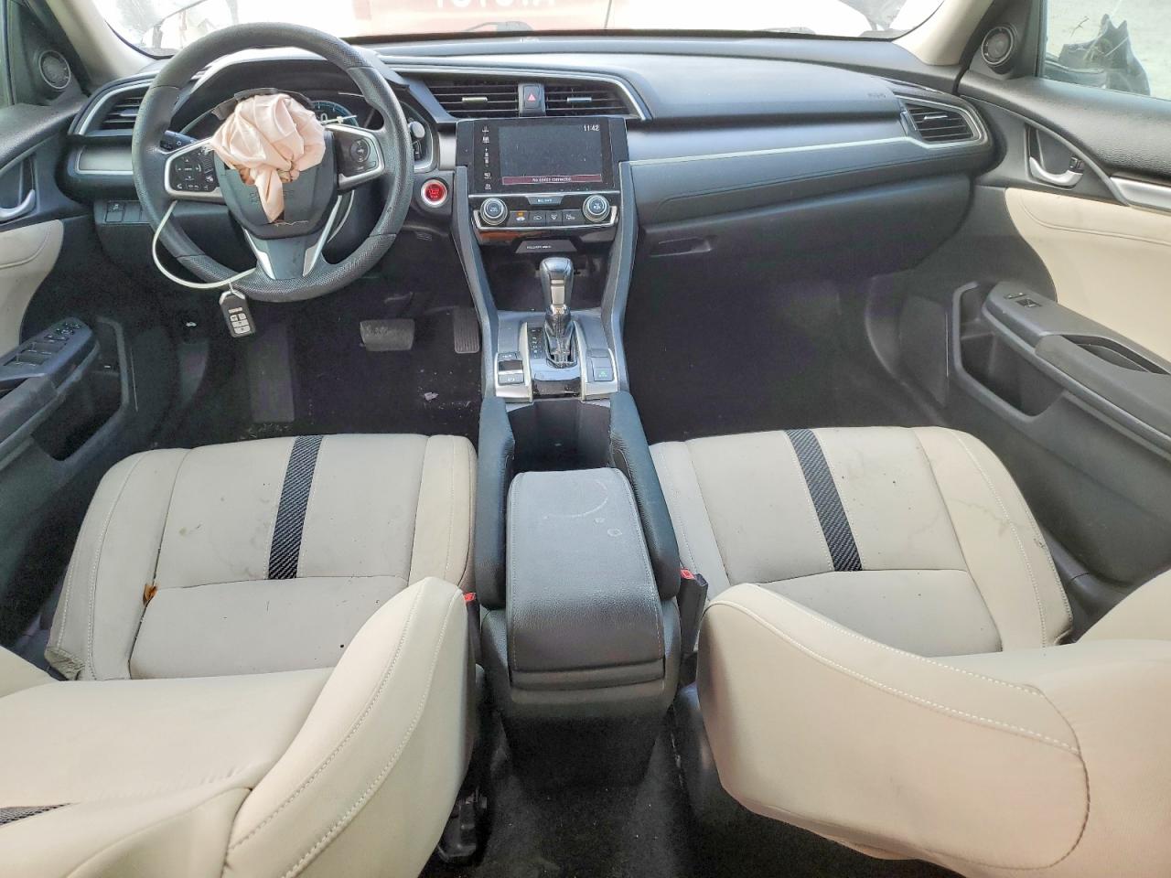 2017 HONDA CIVIC EX photo 8