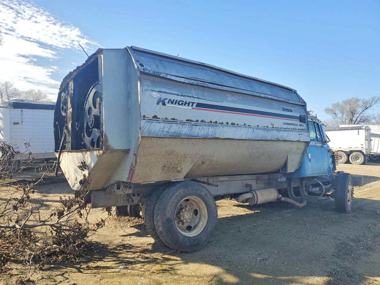 1997 INTERNATIONAL 4000 4900 photo 7