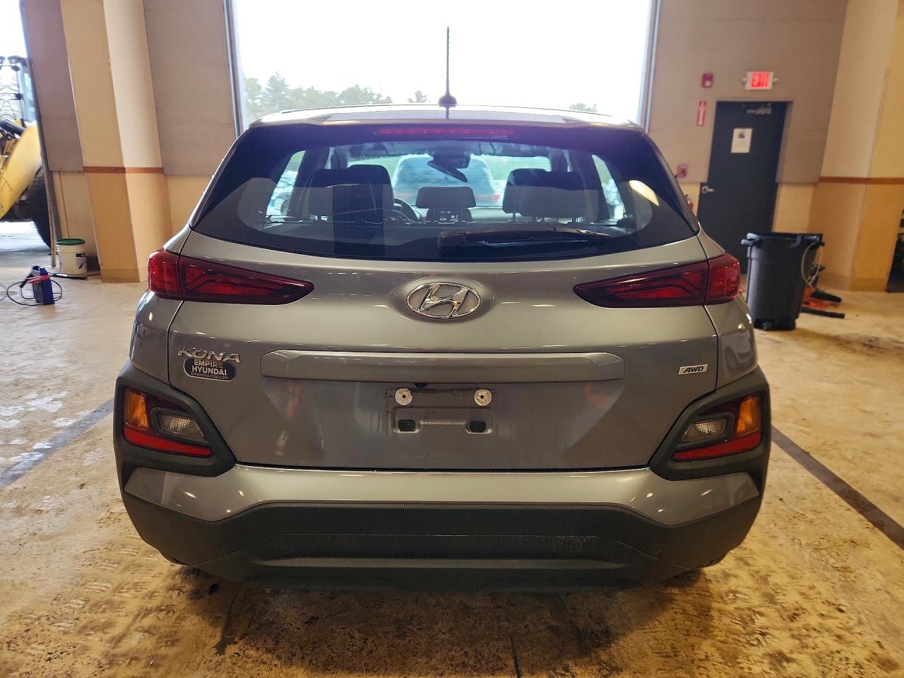 2020 HYUNDAI KONA SE photo 11