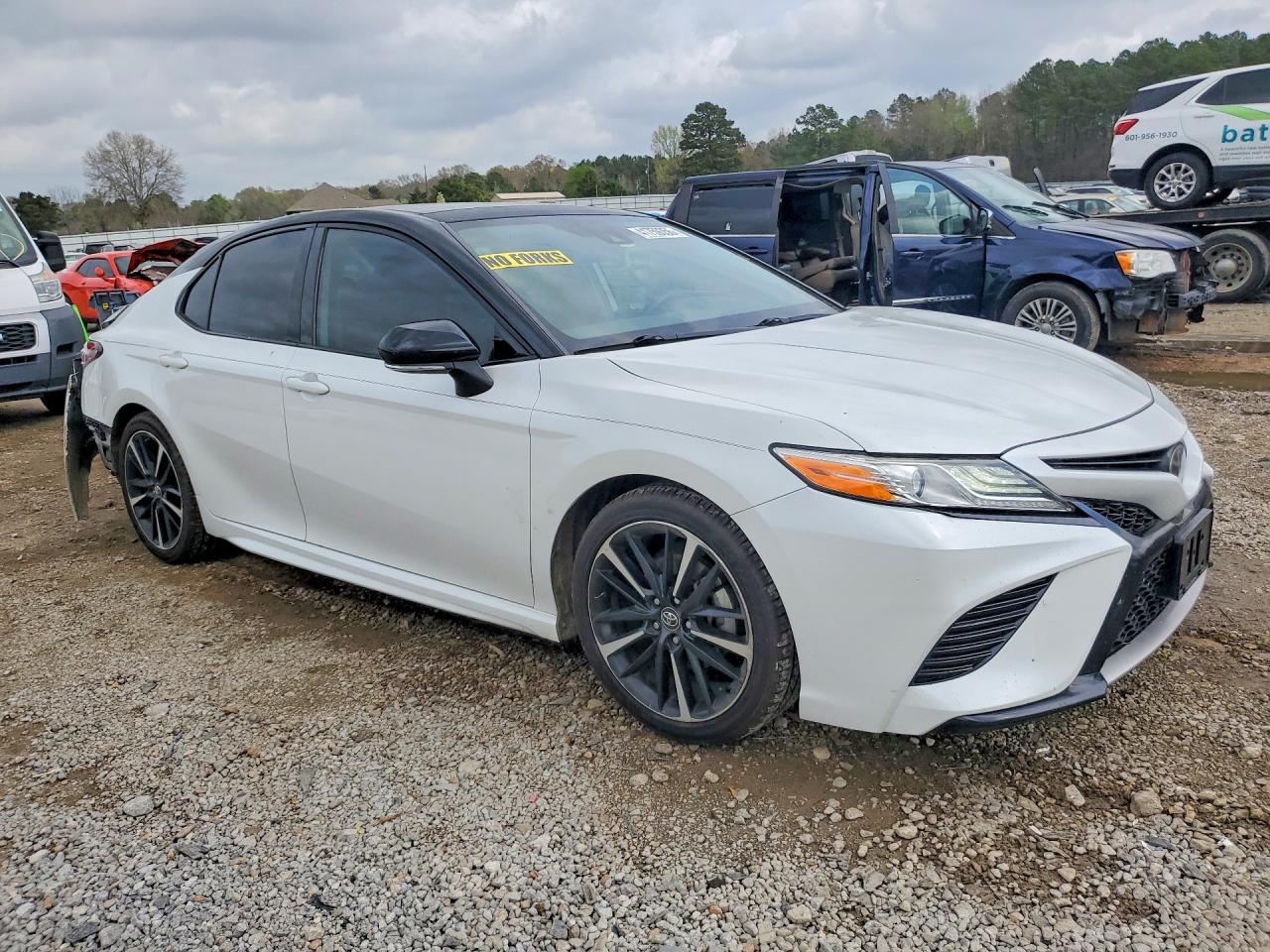 2020 TOYOTA CAMRY XSE photo 10