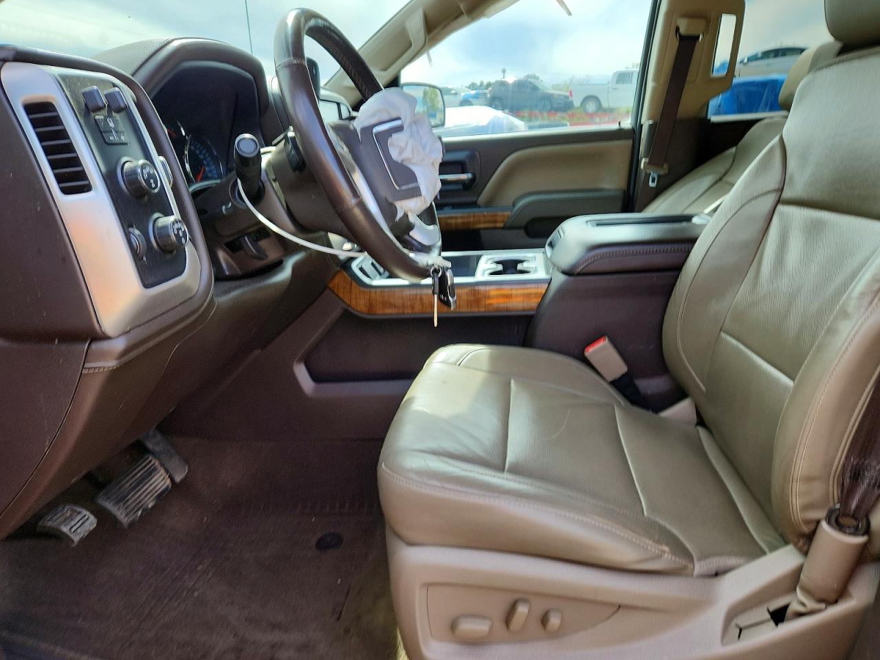 2017 GMC SIERRA K1500 SLT photo 13