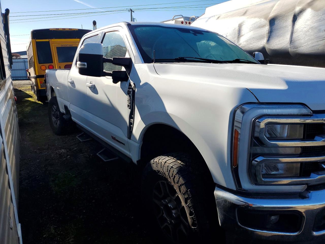 2023 FORD F350 SUPER DUTY photo 4