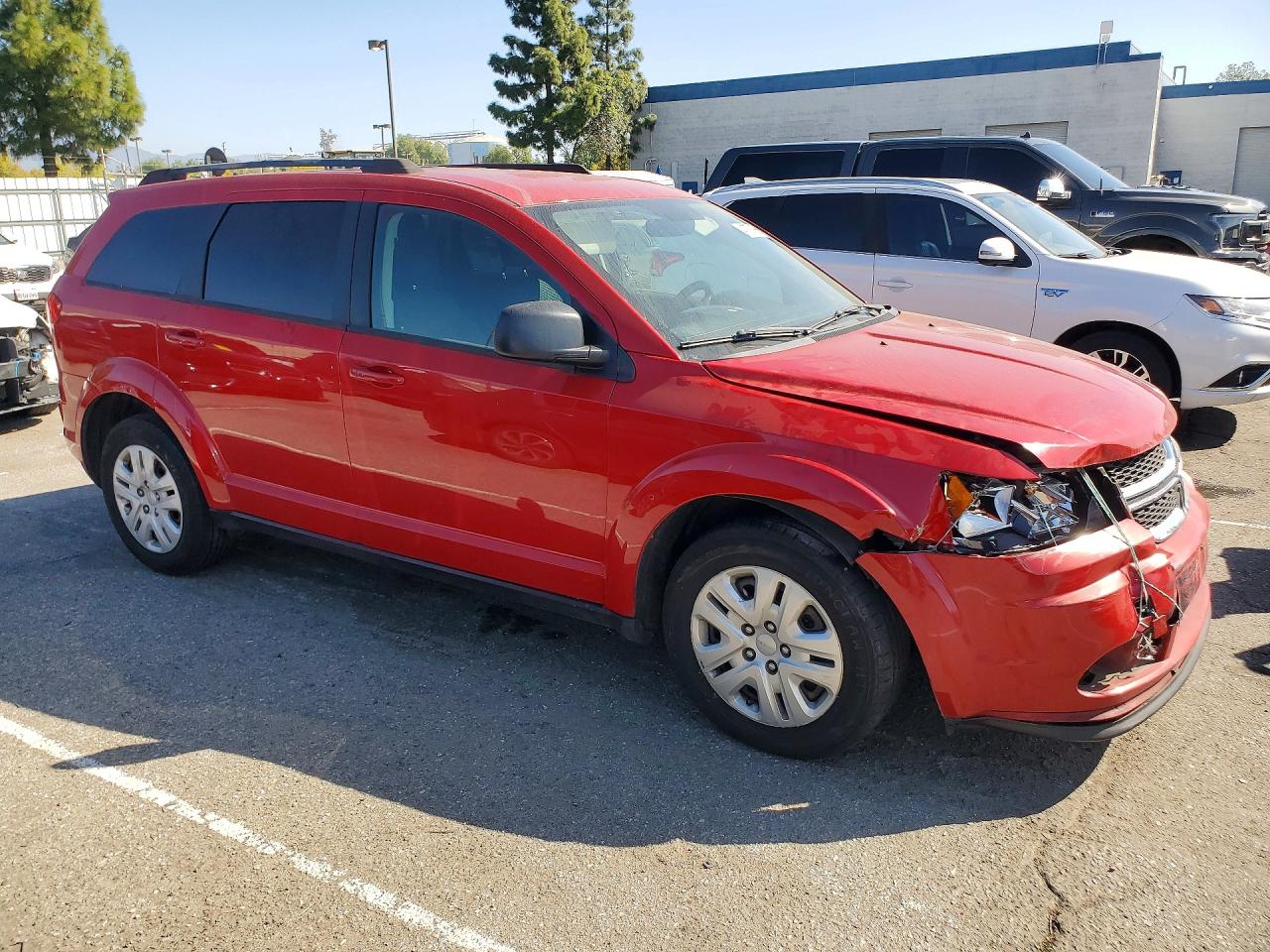 2017 DODGE JOURNEY SE photo 4