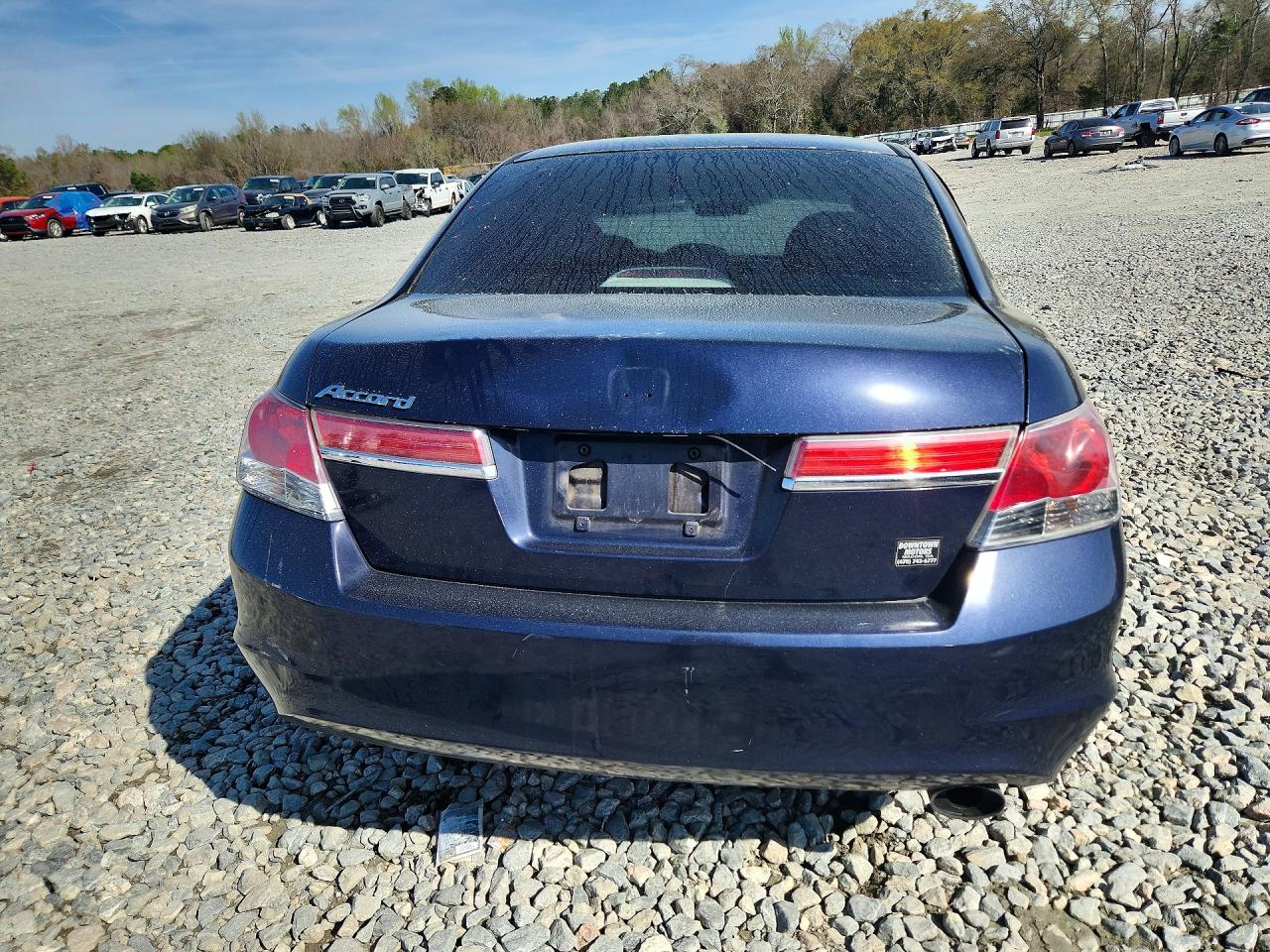 2011 HONDA ACCORD photo 11
