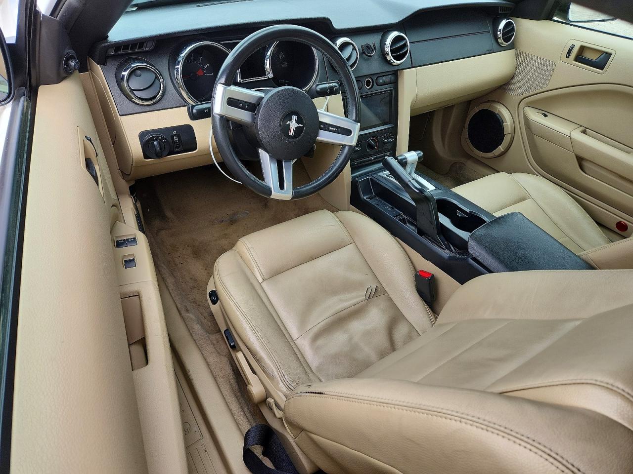 2005 FORD MUSTANG photo 22