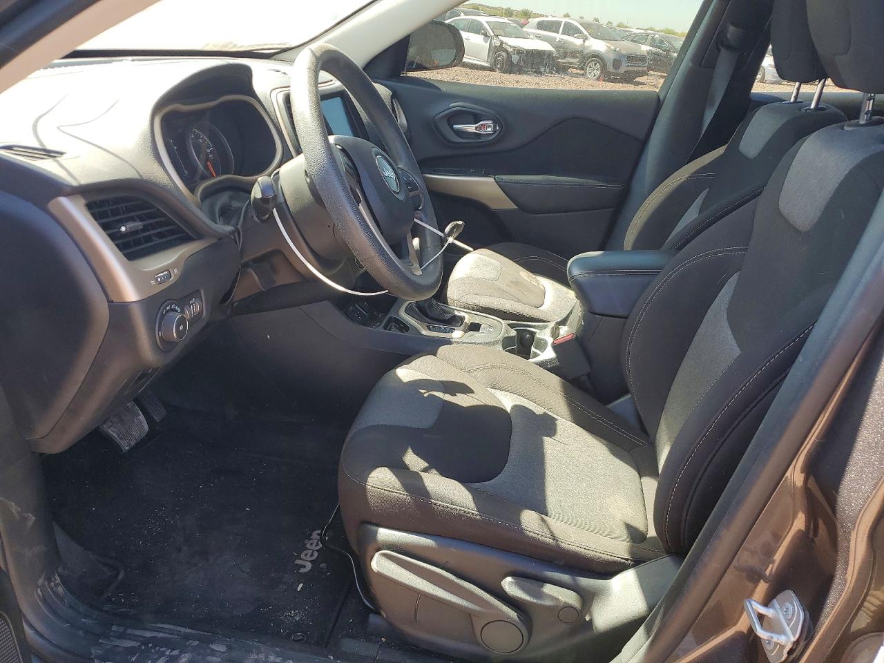 2018 JEEP CHEROKEE LATITUDE photo 7