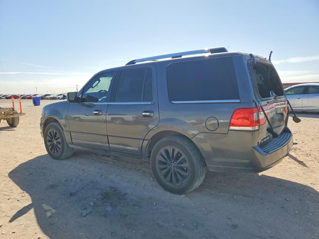 2017 LINCOLN NAVIGATOR SELECT photo 2