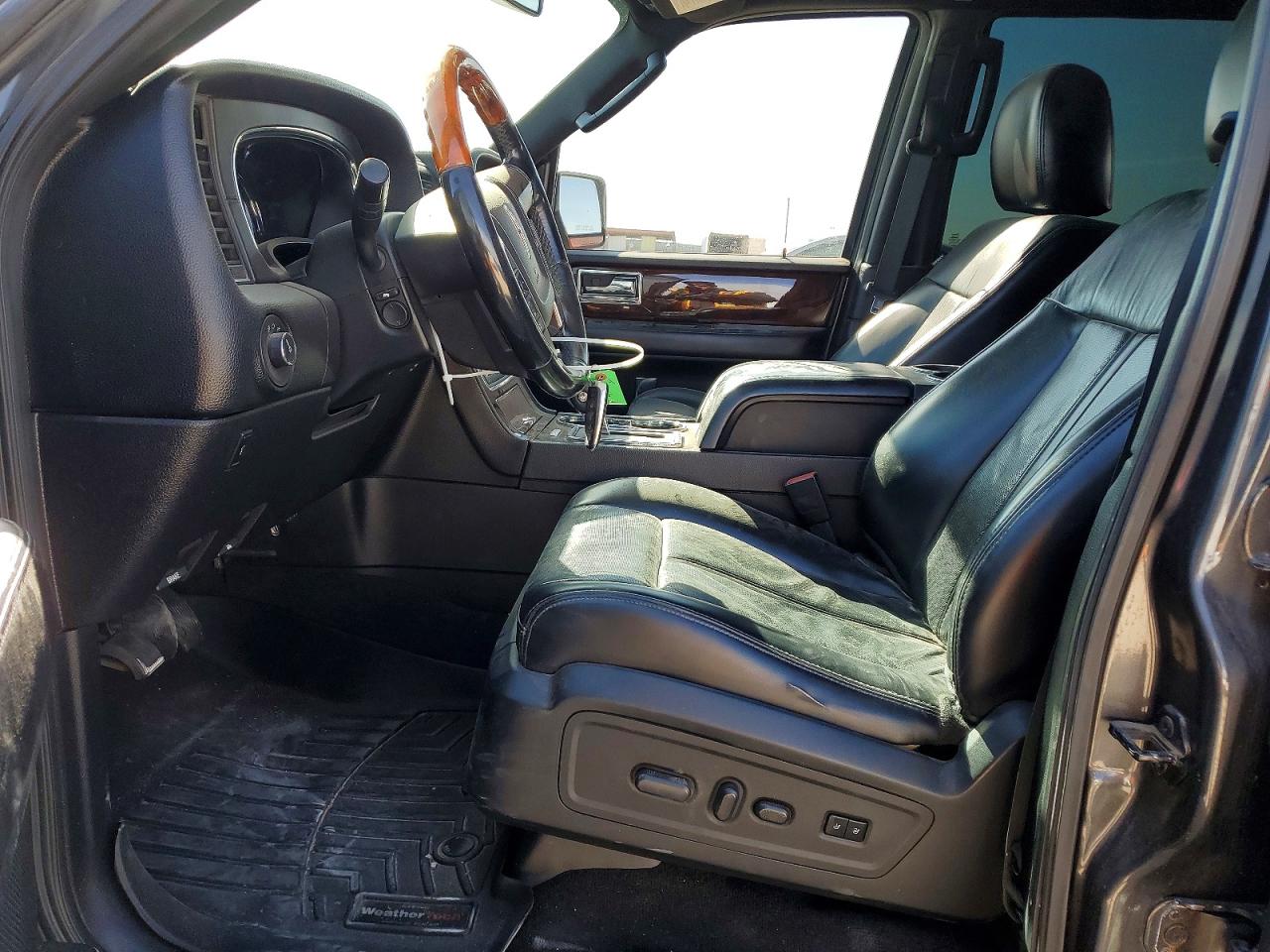 2017 LINCOLN NAVIGATOR SELECT photo 7