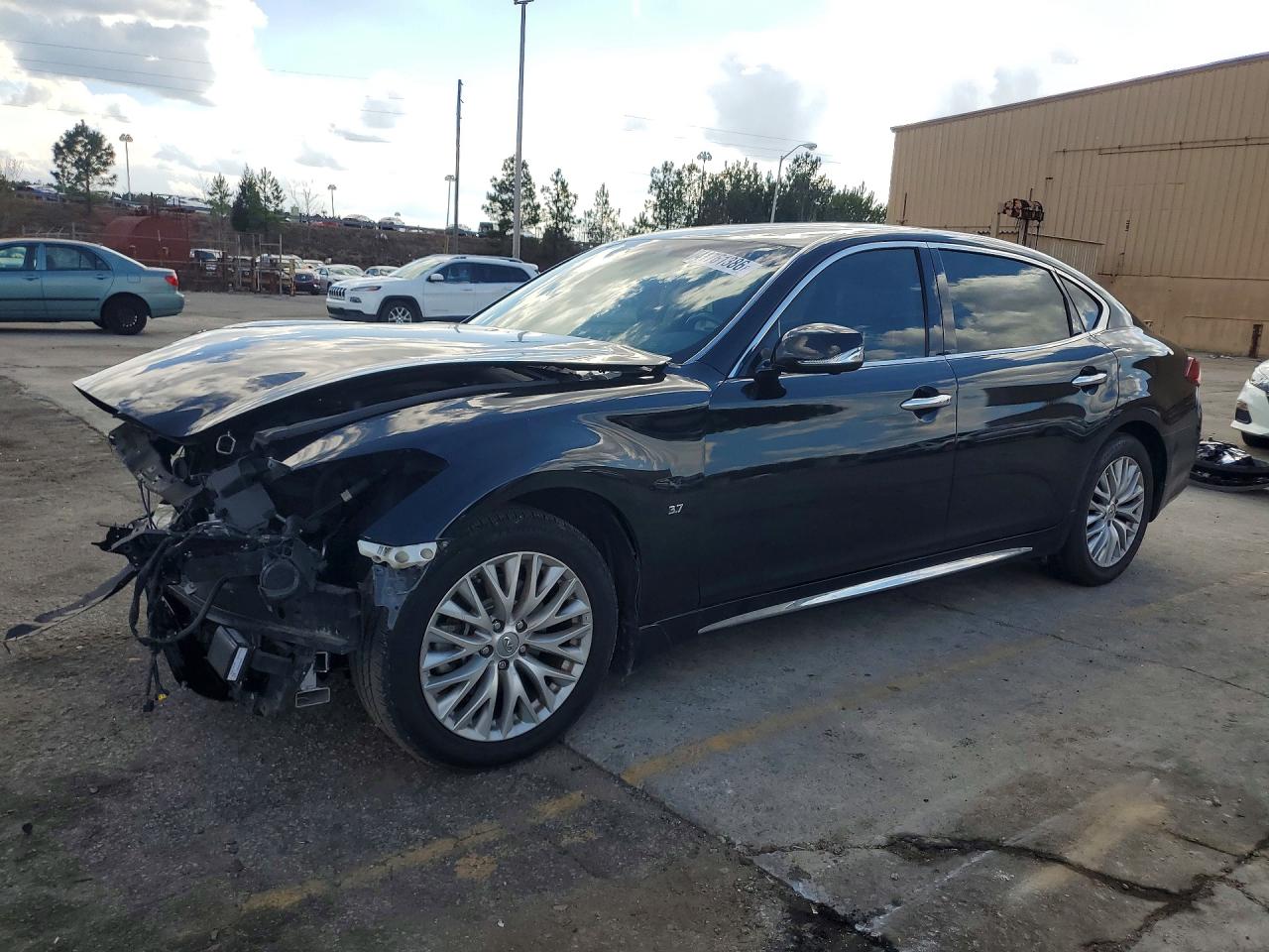 2016 INFINITI Q70L