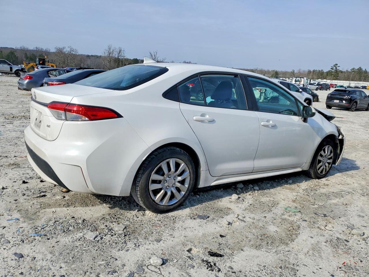 2020 TOYOTA COROLLA LE photo 5