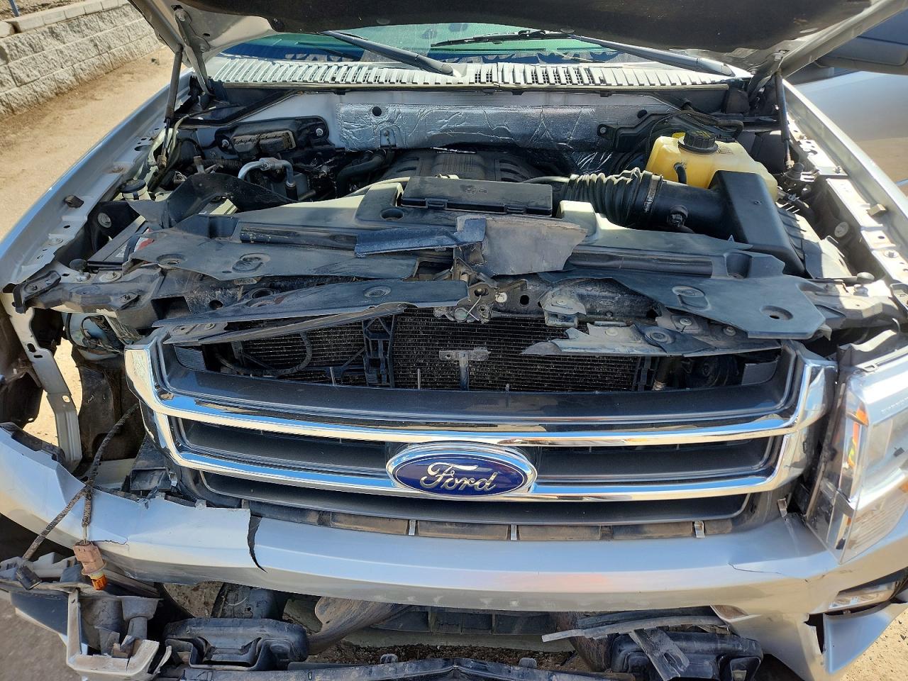 2017 FORD EXPEDITION EL XLT photo 12