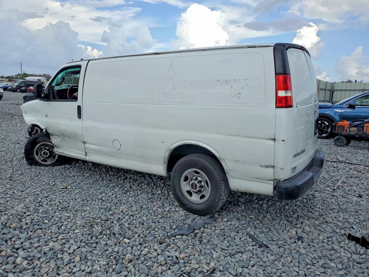 2020 GMC SAVANA 2500 CARGO UTILITY / SERVICE VAN photo 2