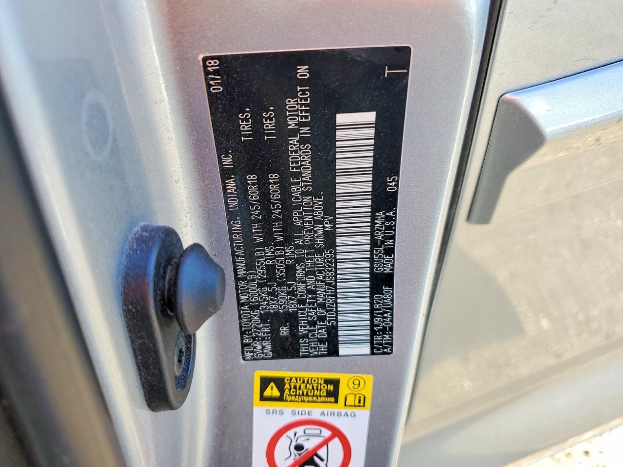 2018 TOYOTA HIGHLANDER XLE photo 13